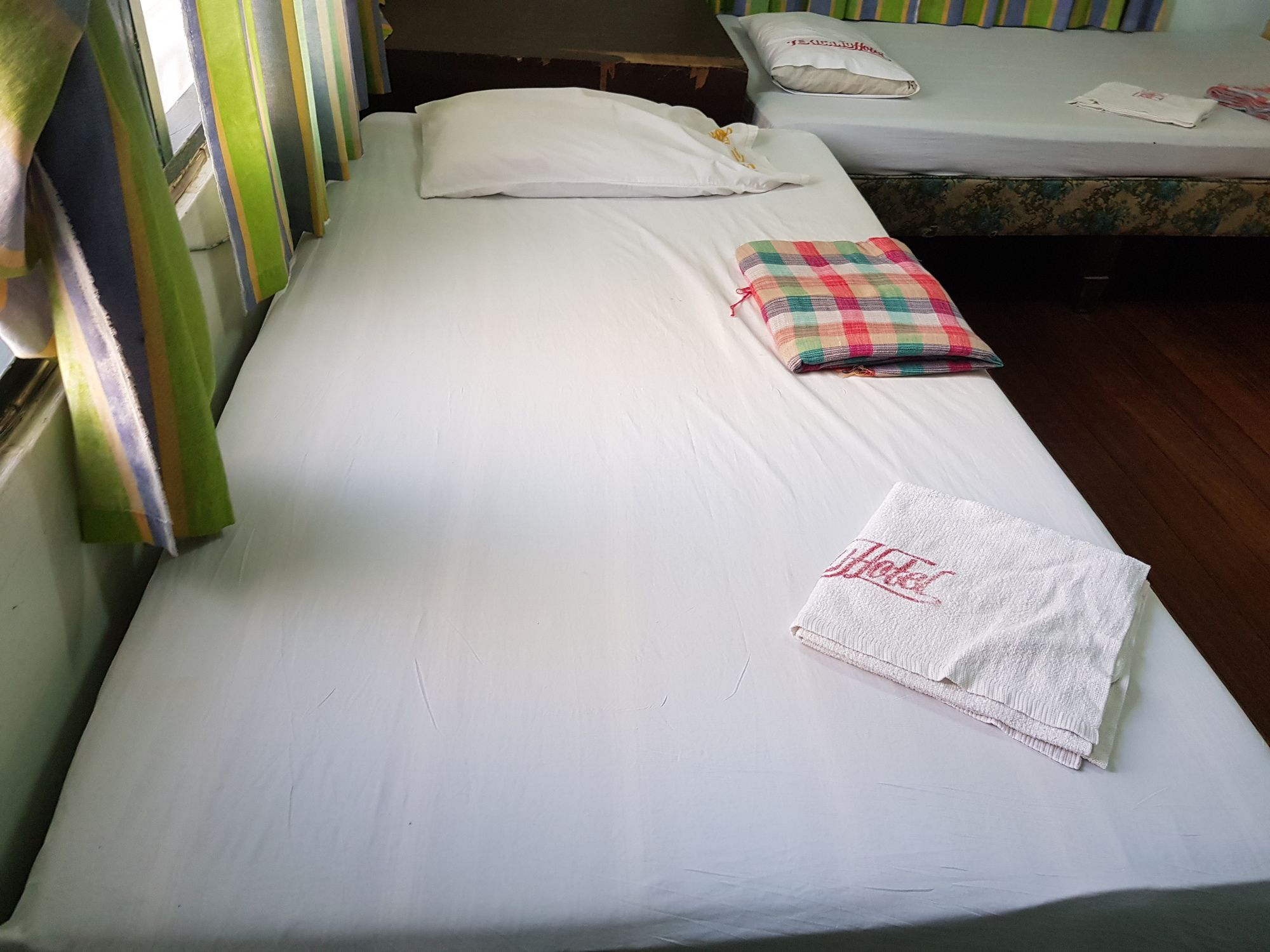 Texicano Hotel Main ลาวัก ภายนอก รูปภาพ